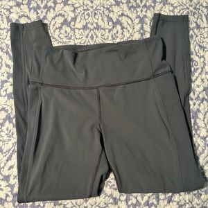 Grey women’s lululemon leggings